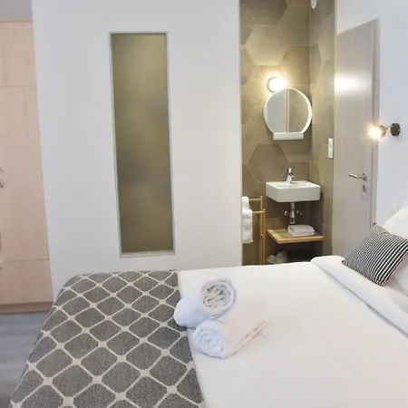 Cosy Black - Cosy & Cocon Apartman *